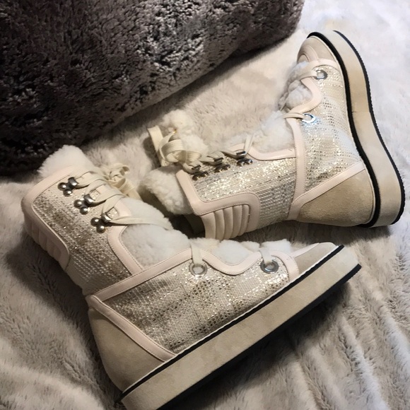 Nicholas Kirkwood Shearling White Winter Boots Sz 8 w/ Box - Picture 6 of 8